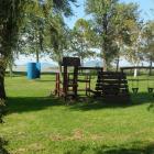 BF11_2 balatonfenyvesi közvetlen vízparti nyaraló