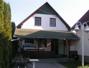 BF38 balatonfenyvesi luxus nyaraló