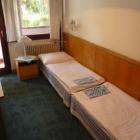 FENYVES HOTEL - Balatonfenyvesi közvetlen vízparti Hotel