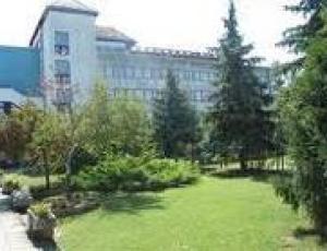 FENYVES HOTEL - Balatonfenyvesi közvetlen vízparti Hotel