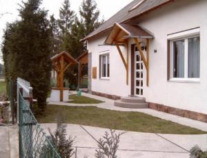 BF5_2 balatonfenyvesi luxus nyaraló