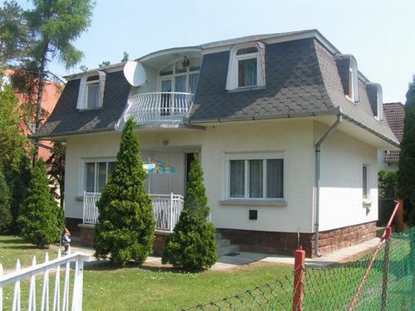 Familie Varga - Balatonfenyves +36302597240 info@plattenseereisen.com